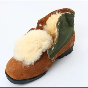 Зимните унисекс обувки от волска кожа, които предпазват пръстите на краката, обувки на платформа С дебела вълнена подплата, нескользящая работна обувки, мъжки топли зимни обувки